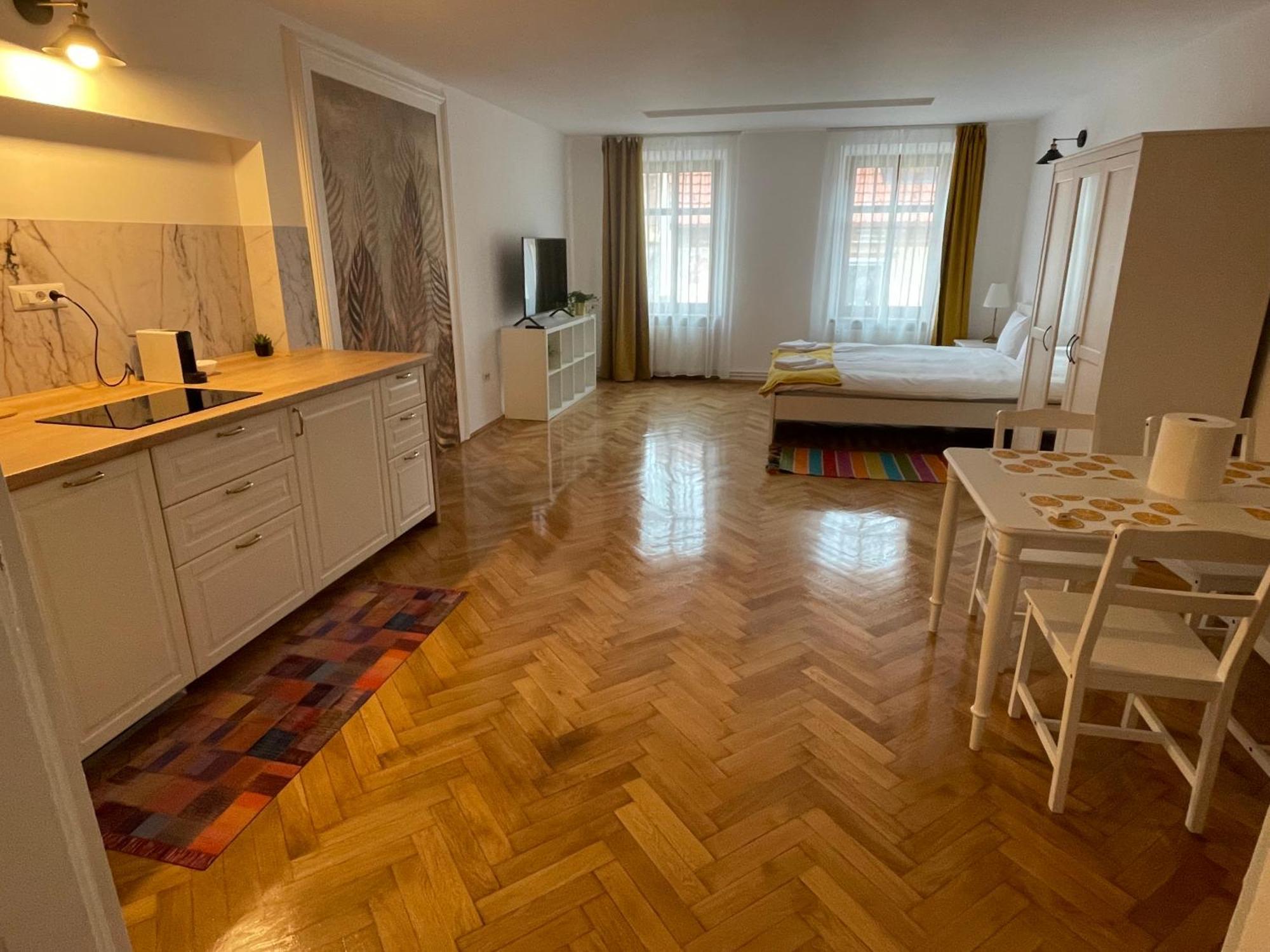 Cozy Stay Brasov Ngoại thất bức ảnh